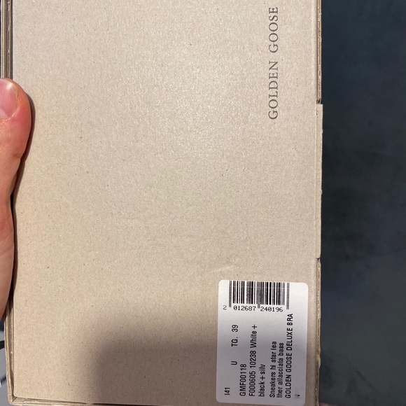 SOLD Authentic Golden goose hi star sneakers - Picture 12 of 14